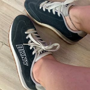 DKNY women’s size 8.5 sneakers